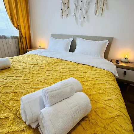 Bucharest Skyline Apartment-3